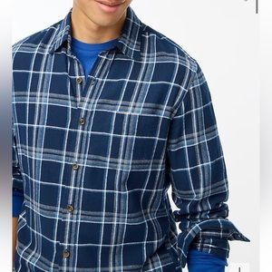 J. Crew Mens Plaid Flannel Button Down Shirt. Slim fit M